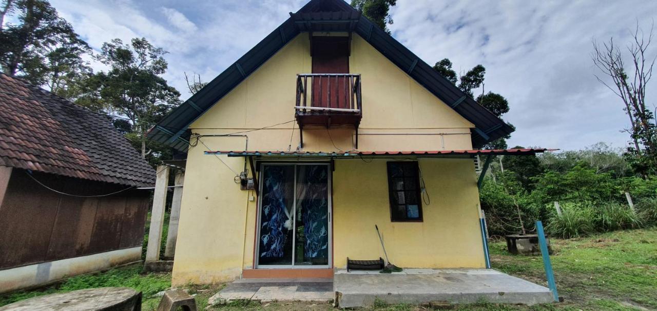 Chalet Kampong Semawar Kuala Kangsar Dış mekan fotoğraf